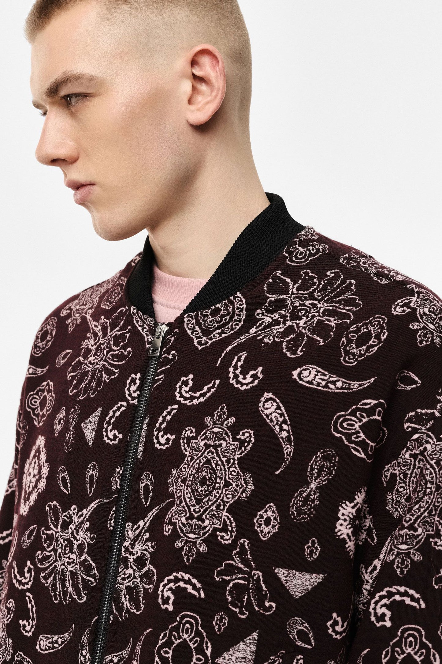 Bomber con stampa paisley