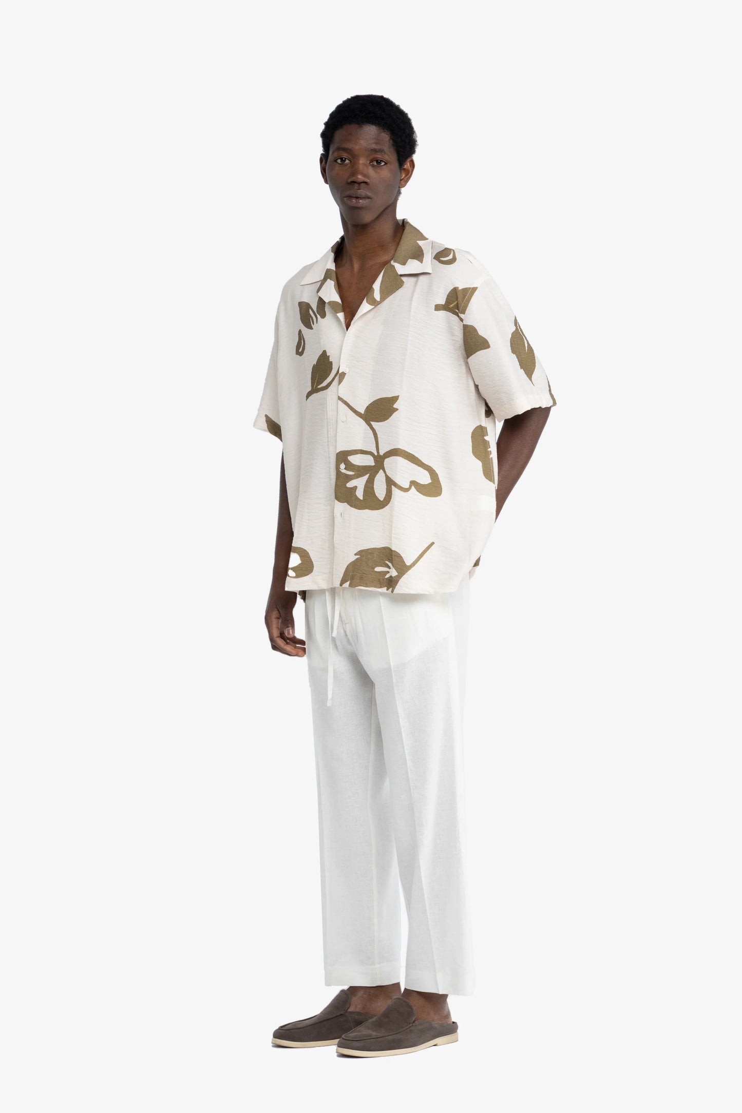 Camicia collo aperto con stampa
