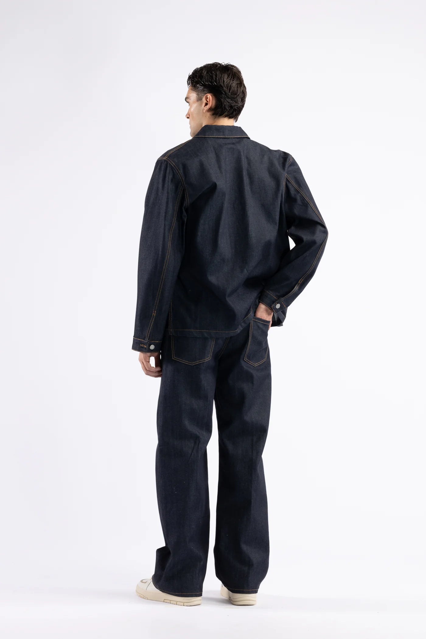 Jeans fondo ampio in denim indigo