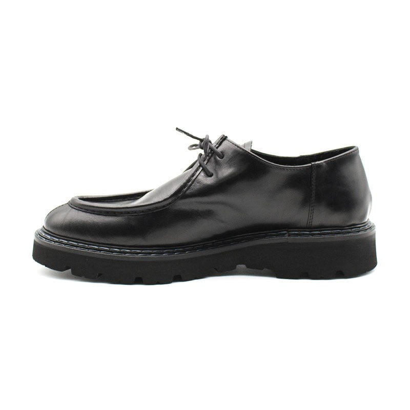 Stringata Pawelk's in pelle con suola in gomma