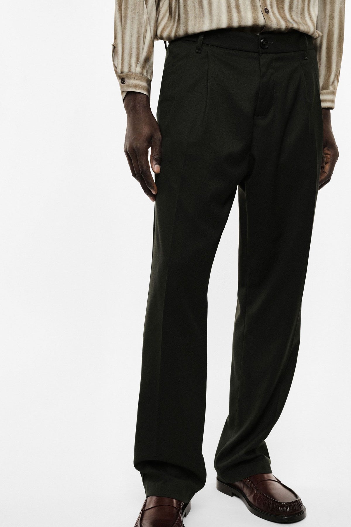 Pantaloni regular-fit con pinces e tasche posteriori Verde Bosco Imperial PD3MMBV
