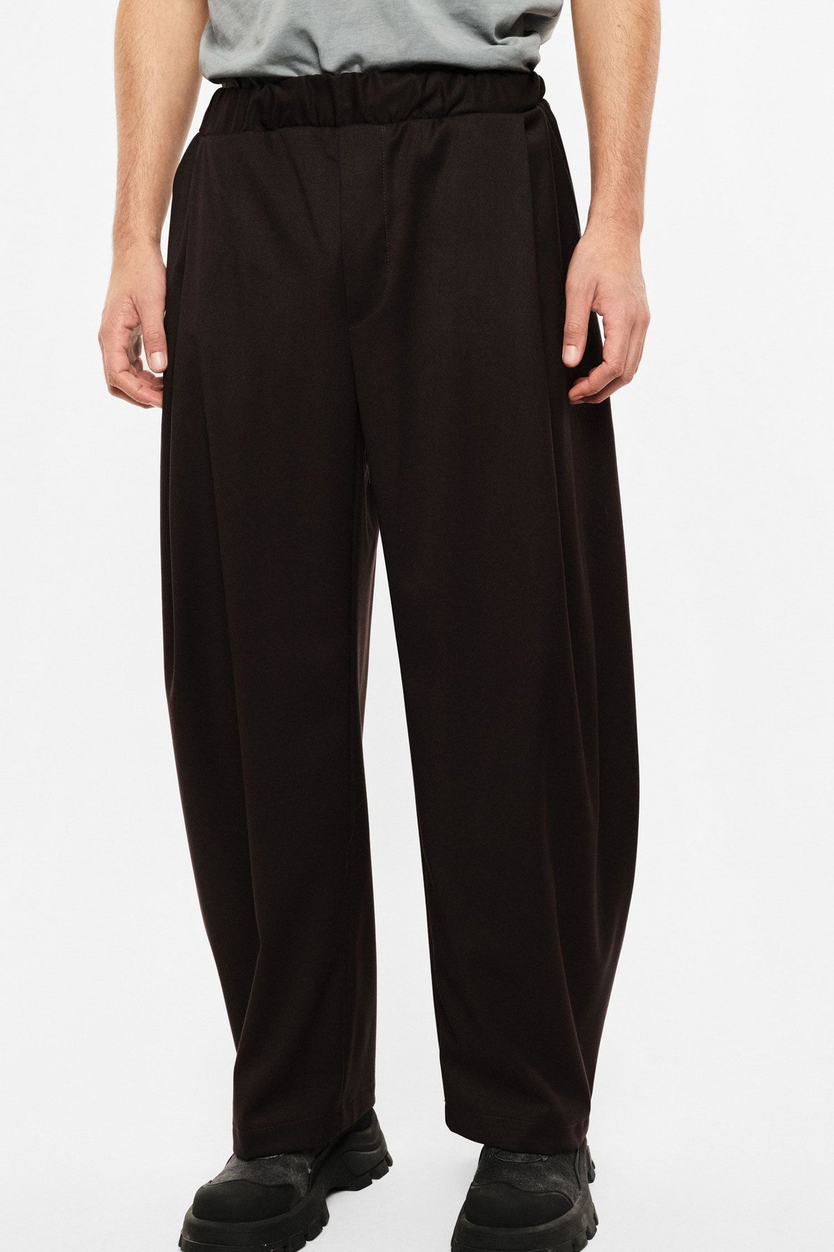 Pantaloni baggy-fit con pinces e vita elasticizzata Moro Imperial PE6YMBV