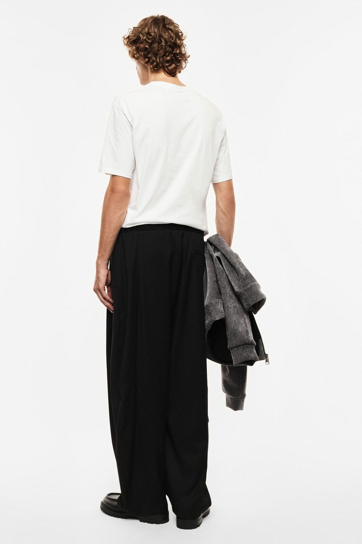 Pantaloni baggy-fit con pinces e vita elasticizzata Nero Imperial PE6YMBV