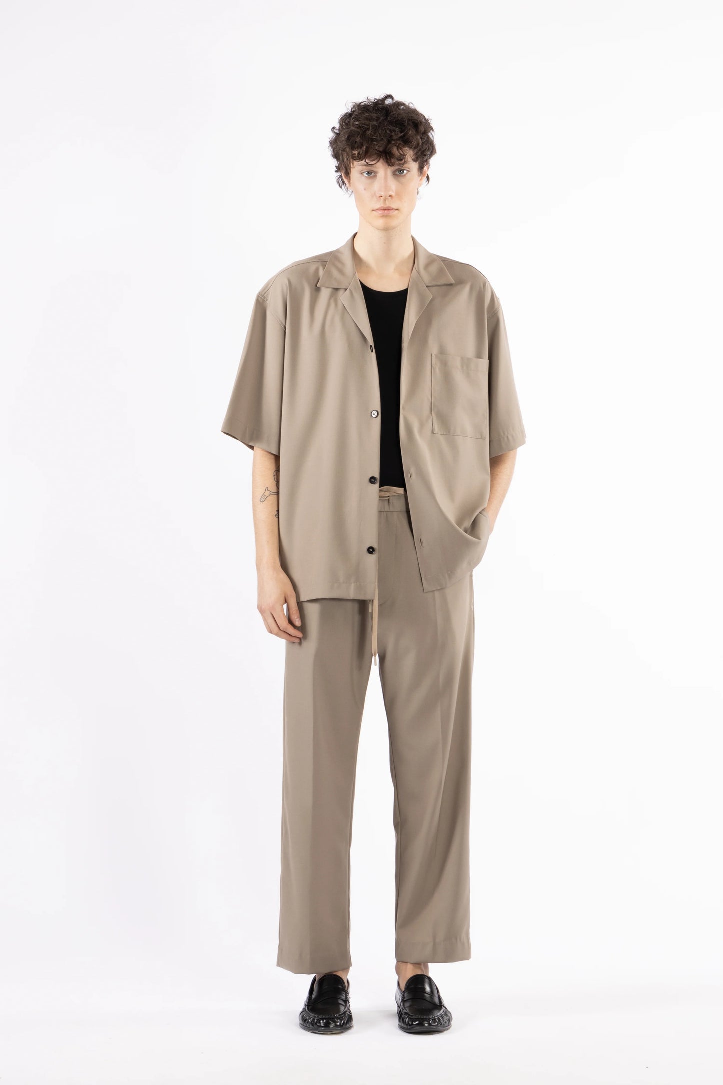 Camicia morbida collo aperto - Taupe