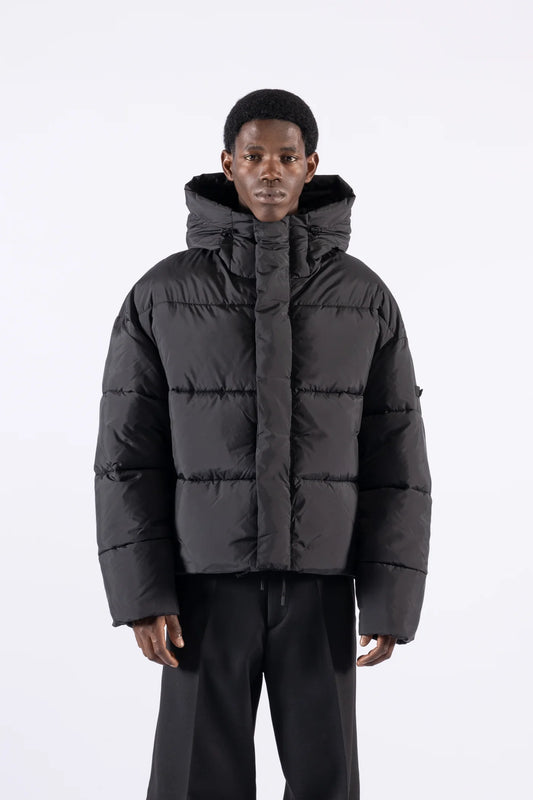 Piumino oversize con cappuccio - Nero