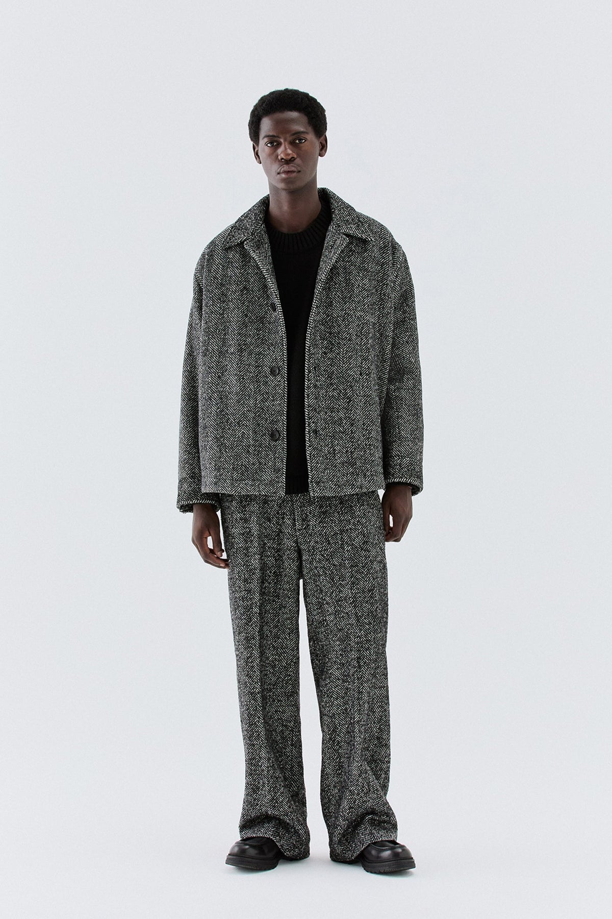 Cappotto corto spigato oversize nero I’M BRIAN CP3867