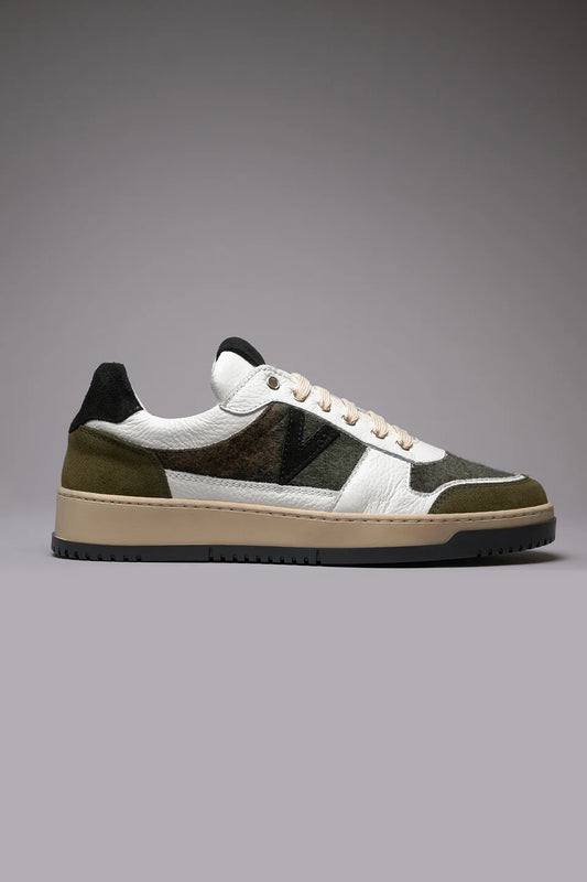 College - Sneakers bicolor nero e verde militare con inserti in tessuto