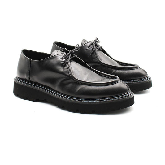 Stringata Pawelk's in pelle con suola in gomma